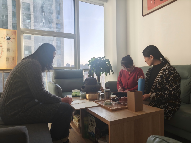 Kothak kertas sing direndhem lilin Yilida wis sukses menang kanggo proyek kemasan Cahaya kadhemen